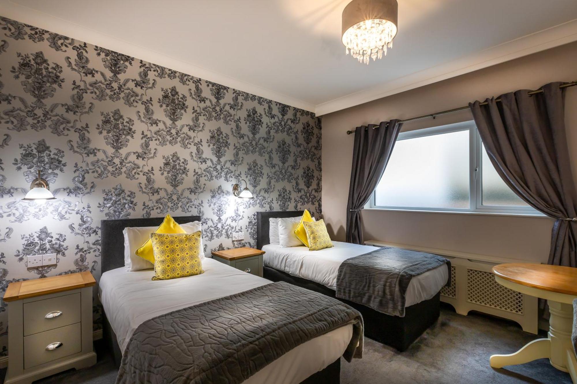 Castle Arch Hotel 3*